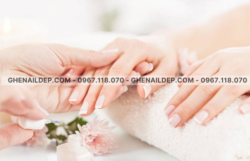 Lựa chọn sản phẩm làm nail phù hợp