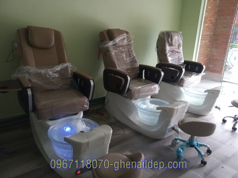 GHẾ NAIL PEDICURE LÀ GÌ? KINH NGHIỆM LỰA CHỌN GHẾ NAIL PEDICURE CHẤT LƯỢNG - BỀN - ĐẸP